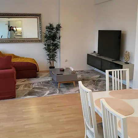 Appartement Lavish In The Heart Of Center Düsseldorf