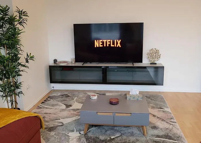 Lavish In The Heart Of Center Διαμέρισμα *