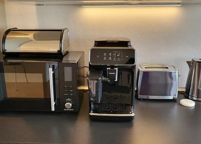 Lavish In The Heart Of Center Διαμέρισμα Ντίσελντορφ